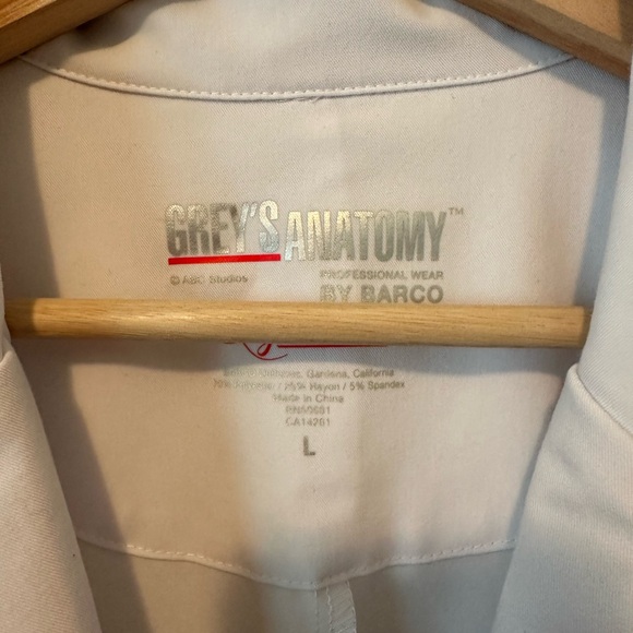 Lab Coat - Picture 4 of 4